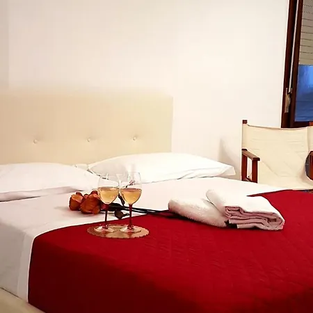 Charming Quadruple Room-3